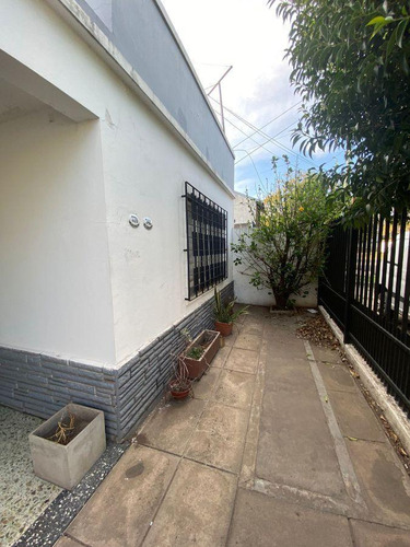 Ph En Venta De 3 Ambientes En Villa De Mayo