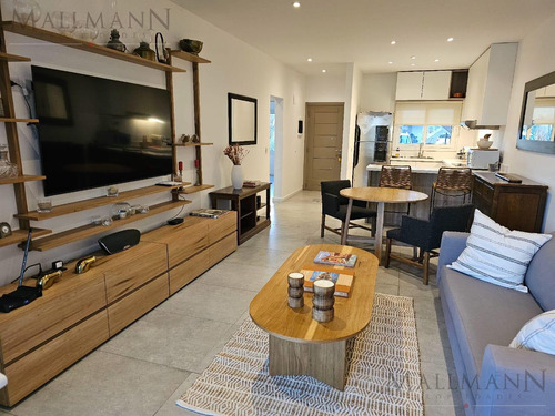 Town House En Alquiler La Calesa, Pilara | Mallmann Propiedades