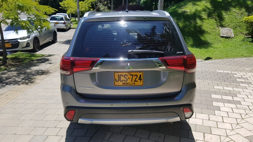 Mitsubishi Outlander 3.0 Automatico 2017 4x4