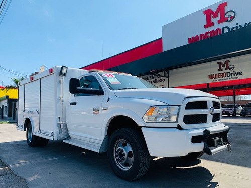 Imagen 2 de 11 de Dodge Ram 4000 Modelo 2014