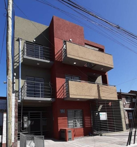 Imagen 2 de 9 de Departamento En Venta En José C Paz