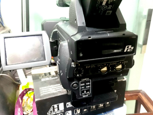 Panasonic Hvx200 + 2cartão P2 16g + 2 Baterias E Carregador