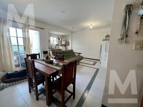 Imagen 2 de 12 de Departamento - La Plata