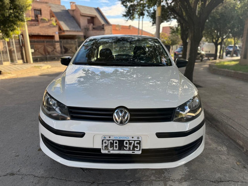Volkswagen Voyage 1.6 Comfortline 101cv