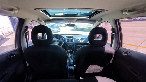 Peugeot 207 1.6 Xt