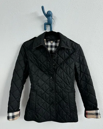 Chamarra burberry mujer hotsell