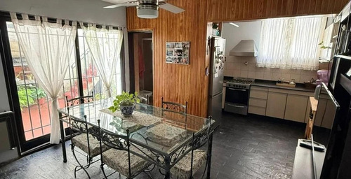 Ph En Venta - 4 Dormitorios 2 Baños - La Matanza