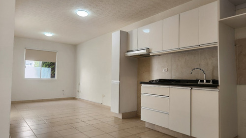 Venta De Casa De Un Nivel En Pachuca. Ideal Si No Deseas Subir Escaleras.