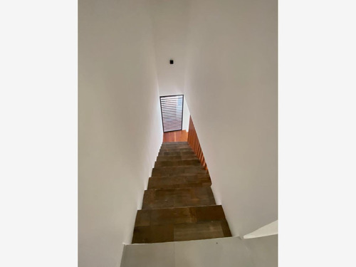 Imagen 9 de 12 de Casa Sola En Renta Temozon Norte