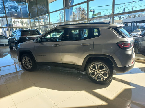 Imagen 5 de 15 de Jeep Compass Longitud Plus Turbo 1.3