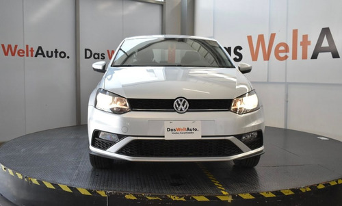 Imagen 8 de 15 de Volkswagen Vento Comfortline Plus L4 1.6l Abs Ba Ac Tm 2020