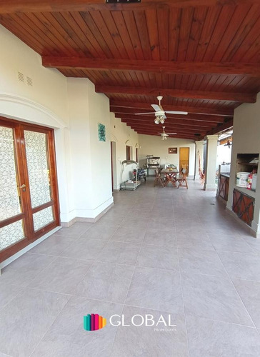 Imagen 8 de 23 de Casa - Av. Aconquija