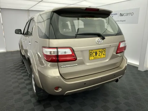 Toyota Fortuner 2.7l 4x2