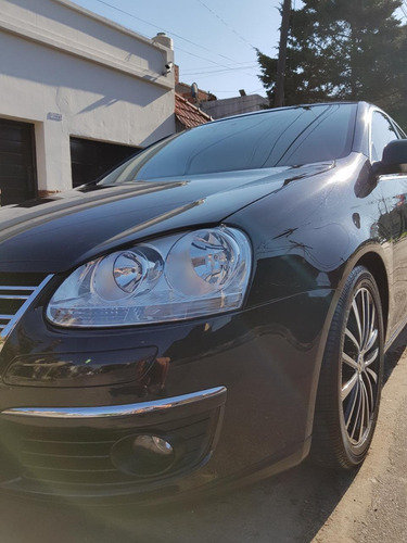 Volkswagen Vento 1.9 I Advance 2010
