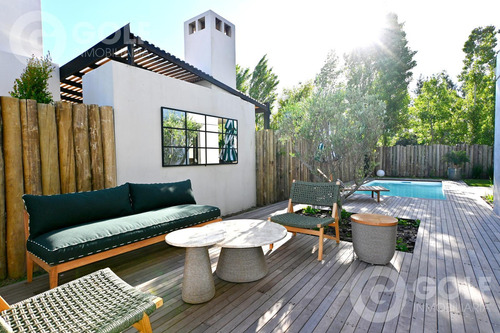 Xigna Venta Casa Carrasco Barrio Parques - San Nicolas