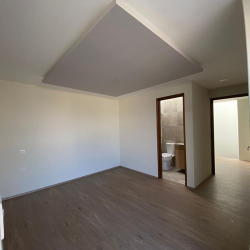 Venta De Casa En Reidencial La Providencia En Metepec