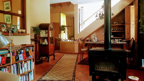 Venta Casa En Jardines De Cordoba 4 Dormitorios- Ref: 18922