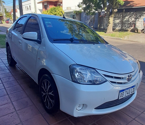 Toyota Etios 1.5 Sedan Xs