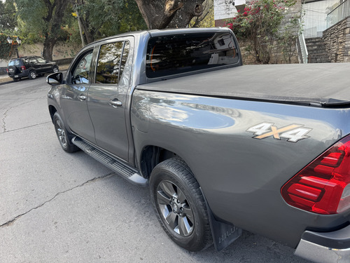 Toyota Hilux Pick-Up 2.8 Cd Srv 177cv 4x4