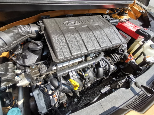 Imagen 13 de 15 de Hyundai Grand I10 2017 1.3 Gls At
