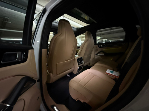 Porsche Cayenne 4.9 Turbo At