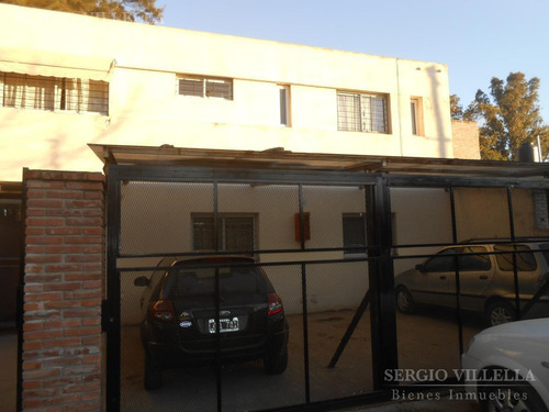 Imagen 26 de 28 de Casa De Dos Dormitorios En Venta Tipo Duplex En Fisherton