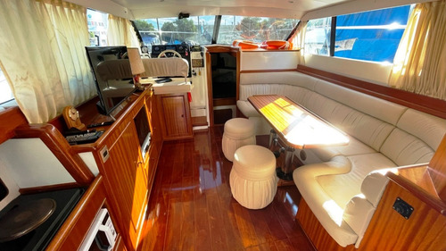 Imagen 2 de 10 de Santana 35 - 1998 - 2 Volvo 200 Hp - Mooney Embarcaciones