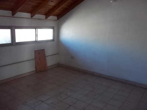 Casa En Alquiler Villa Sarmiento, Moron