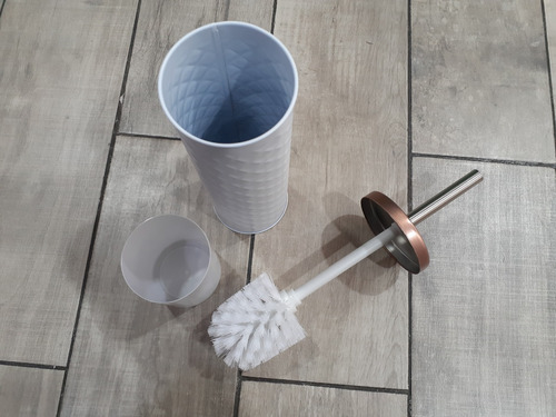Imagen 6 de 9 de Escobilla Para Inodoro De Metal Con Cepillo De Baño Plástico