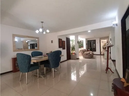 Se Vende Casa Independiente Un Nivel + Terraza En Mayapan Las Vegas