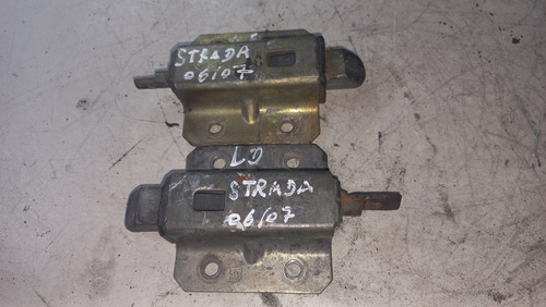 Par Trava  Tampa Traseira Fiat Strada 06/07 Original Usada 