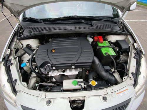 Imagen 14 de 25 de Suzuki Sx4 Glx Sport 2013