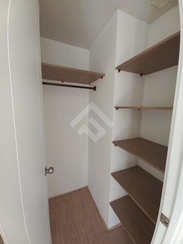 Departamento En Venta De 1 Dorm. En Estación Central
