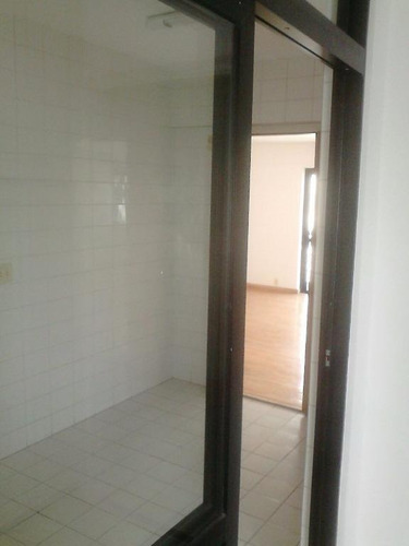 Imagem 2 de 3 de Oportunidade Moema 2 Dormitórios 2 Suítes Reformado - Ap11658