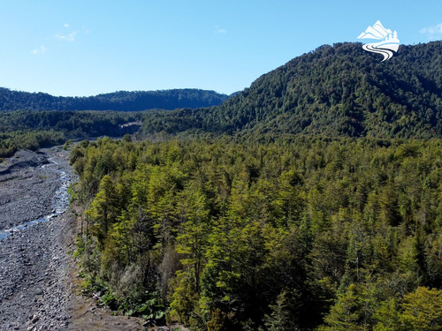 Macrolotes Con Río A 40 Minutos De Puerto Montt
