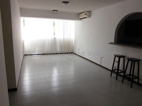 Imagen 2 de 17 de Apartamento En Venta 22-3681