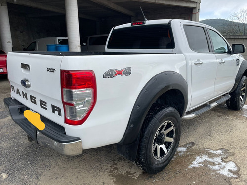Ford Ranger 3.2 Xlt Diésel Cabina Doble 4x4 At