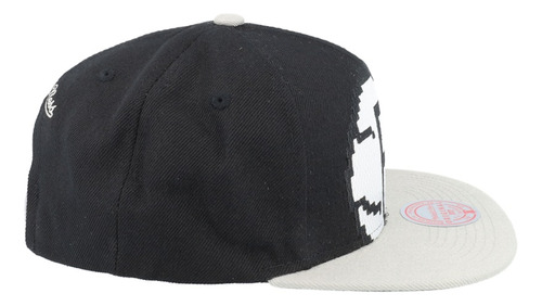 Gorra Mitchell & Ness Brooklyn Nets 8 Bit Xl