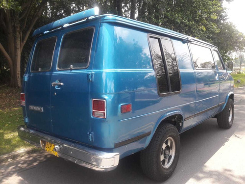 Chevrolet Chevy Van 20