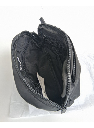 Youngla Bolsa W623 Essential Fanny, Mochila, Original Black Lisa