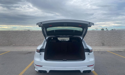 Porsche Cayenne 2023
