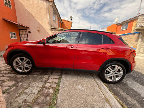 Mercedes-Benz Clase GLA 2.0 250 Cgi Sport Sin Techo At