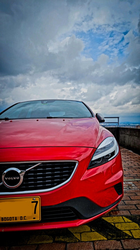 Volvo V40 2.0 T4 Drive-e R-design