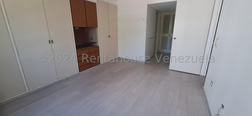 Km Apartamento En Alquiler En Altamira, Distrito Metropolitano