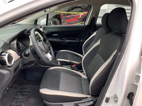 Imagen 4 de 14 de Nissan Versa Advance Mt 2020