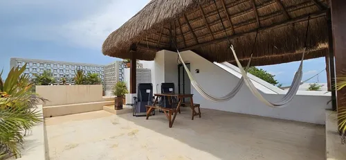 Casa Amueblada En Venta A Una De Cuadra De Las Playas De Chelem, Progreso.