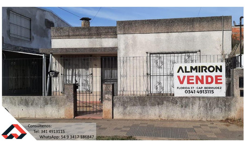 Casa | 2 Dormitorios | Capitán Bermúdez | Barrio Centro
