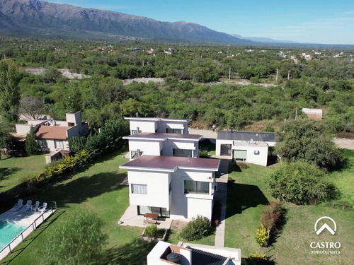Complejo De Cabañas En Las Moreras, Villa De Merlo.