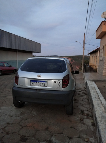 Imagem 3 de 7 de Chevrolet Celta Life