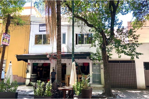 Oportunidad De Inversión En La Condesa: Casa Con Local